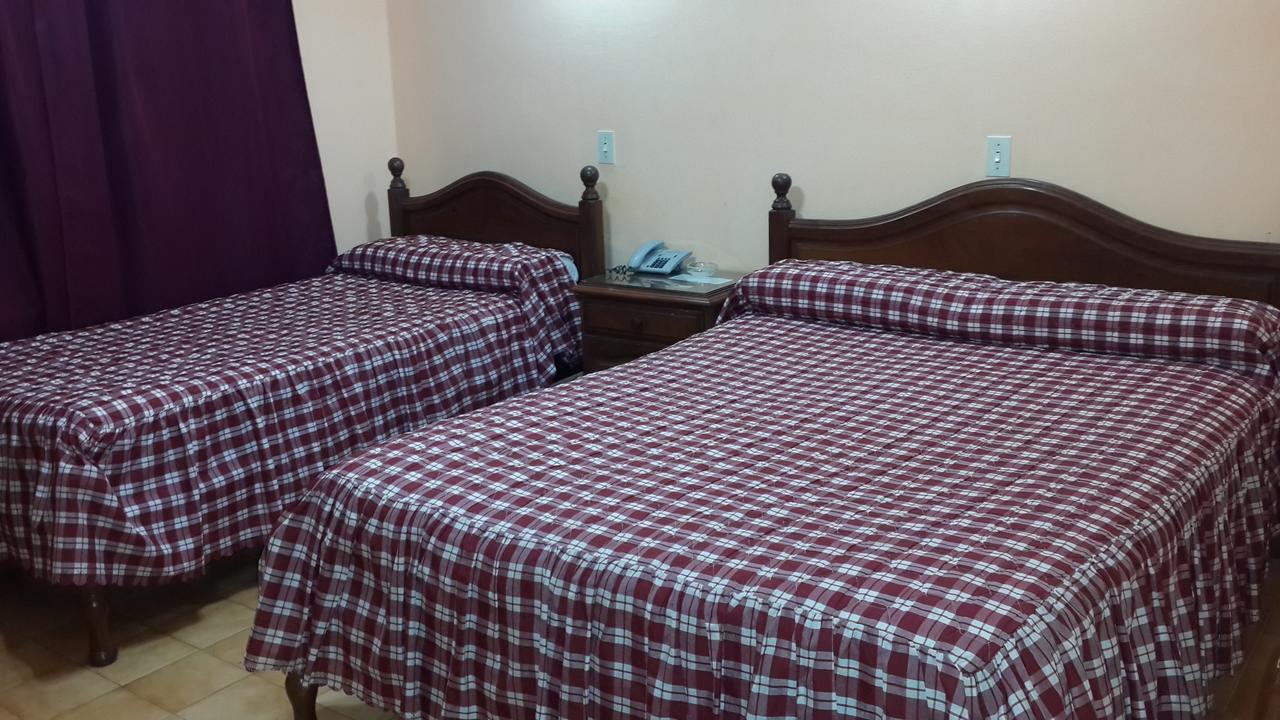 Gran Hotel Arauco Aimogasta Phòng bức ảnh